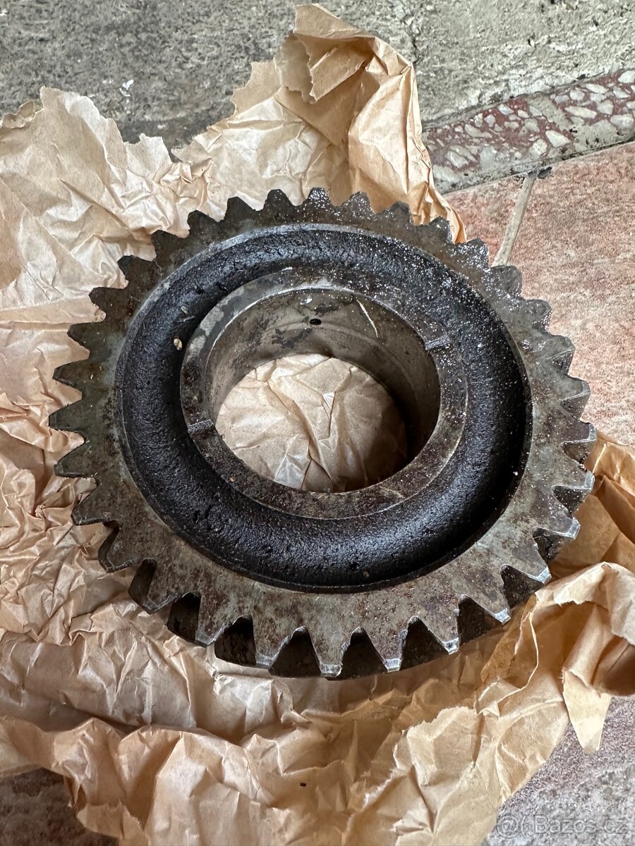 Hnané kolo 2. rychlosti Zetory UŘII - 2