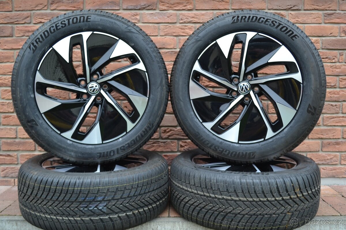 5x112 R19 zimní sada originál VW ID4 - 2