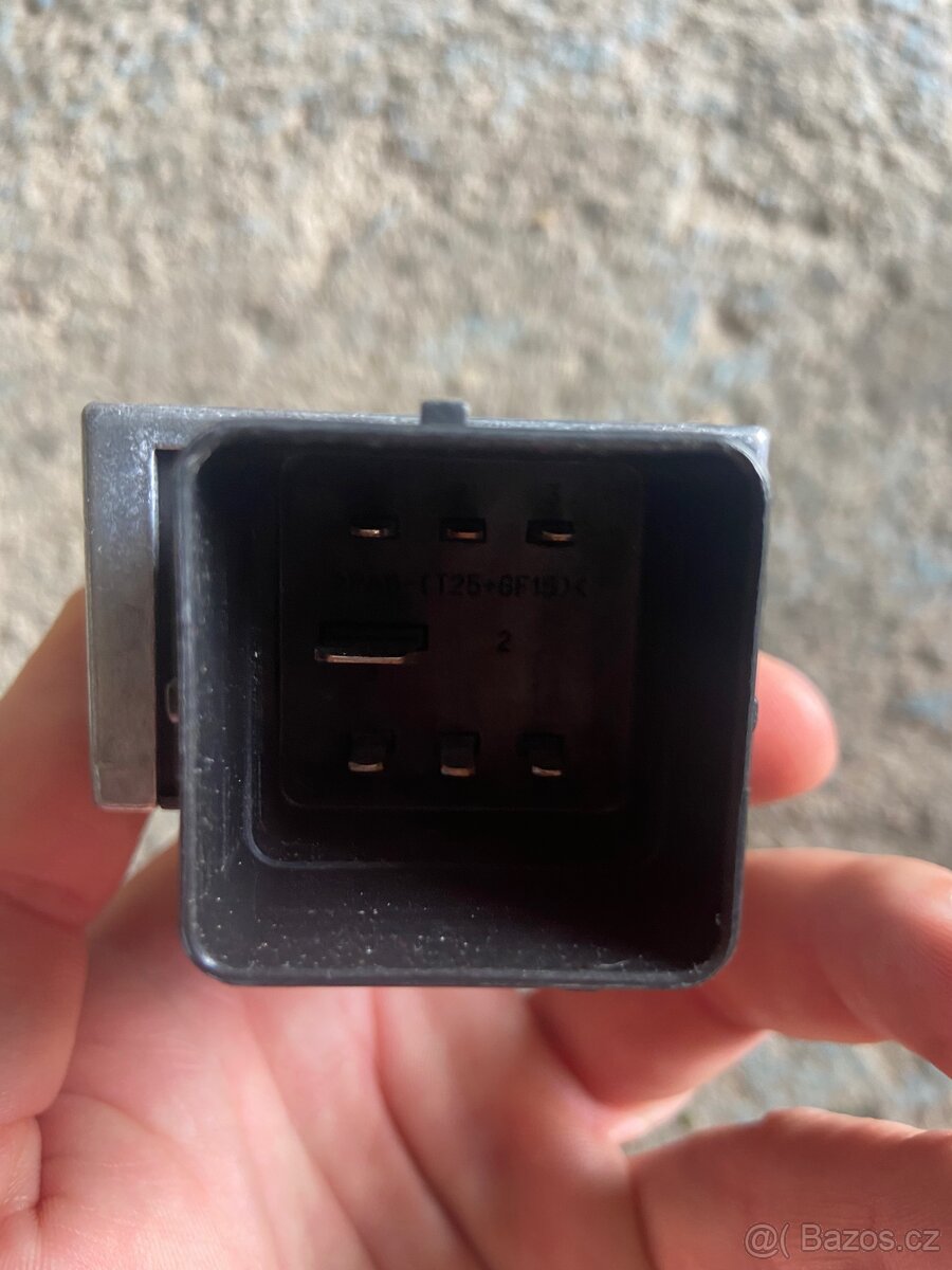 Rele zhaveni HUC 132122 - 2