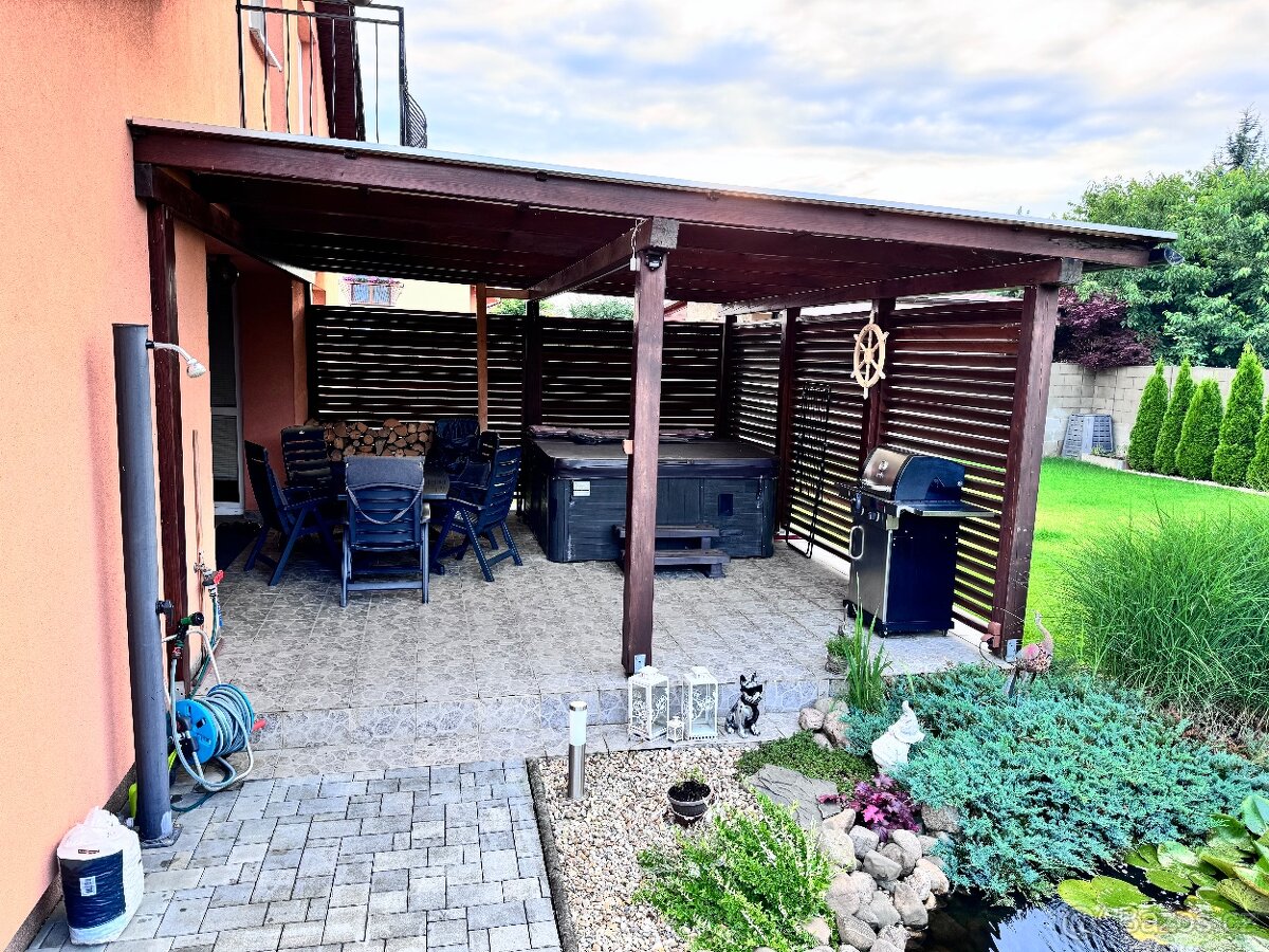 Prístrešok,pergola - 2