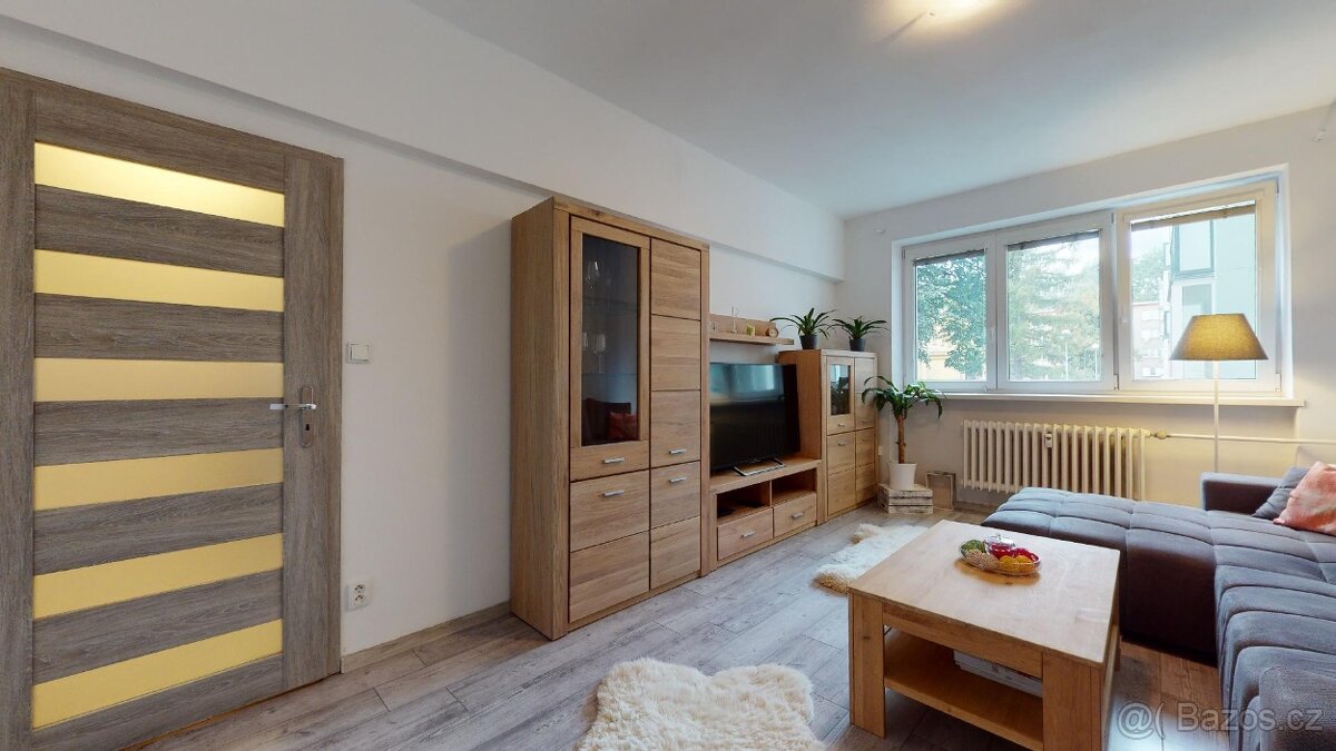 Byt 2+1, Třinec - 2