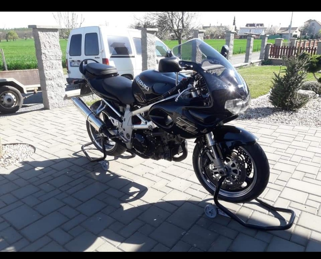 Suzuki TL 1000 S - 2