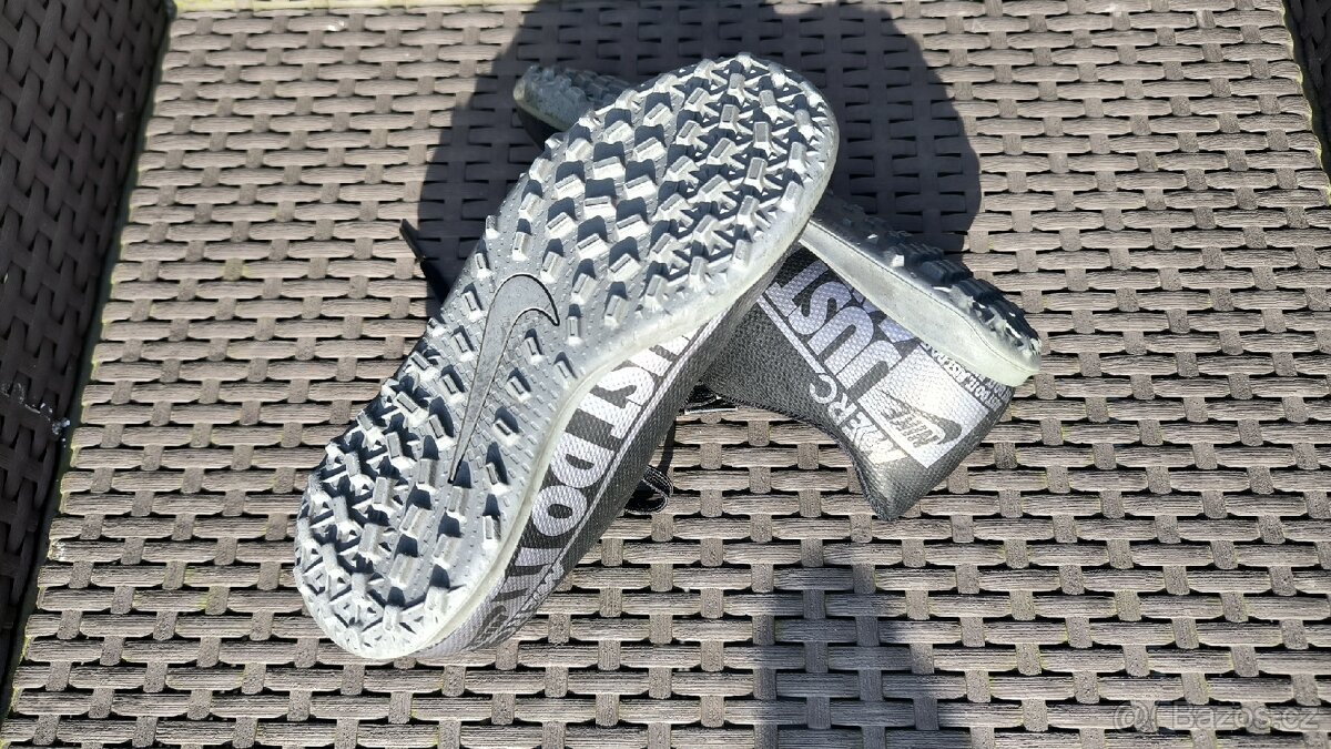 Turfy Nike, Mercurial 33, Neymar 34 - 2