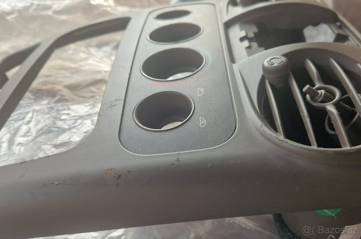 Středový panel PT Cruiser - 2