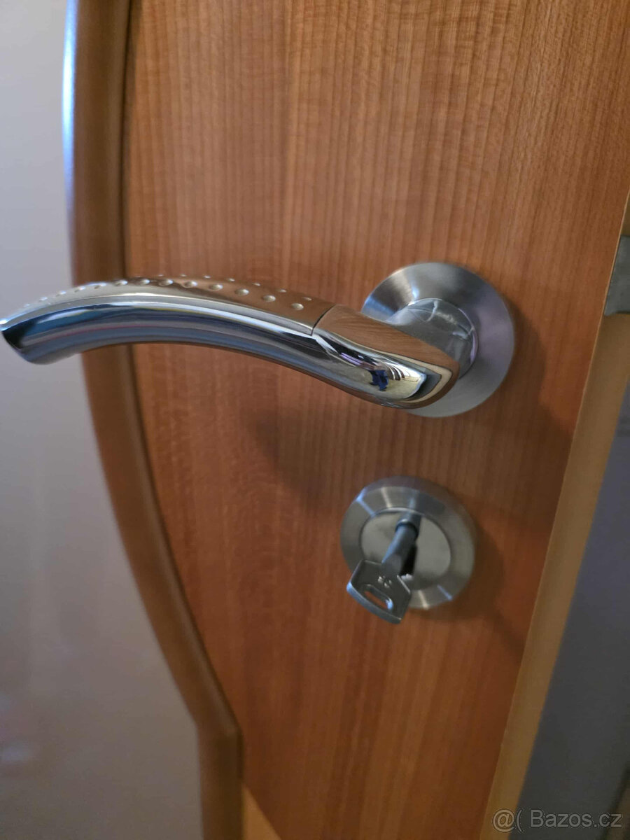 Dveře pravé 80 - Sapeli - 2