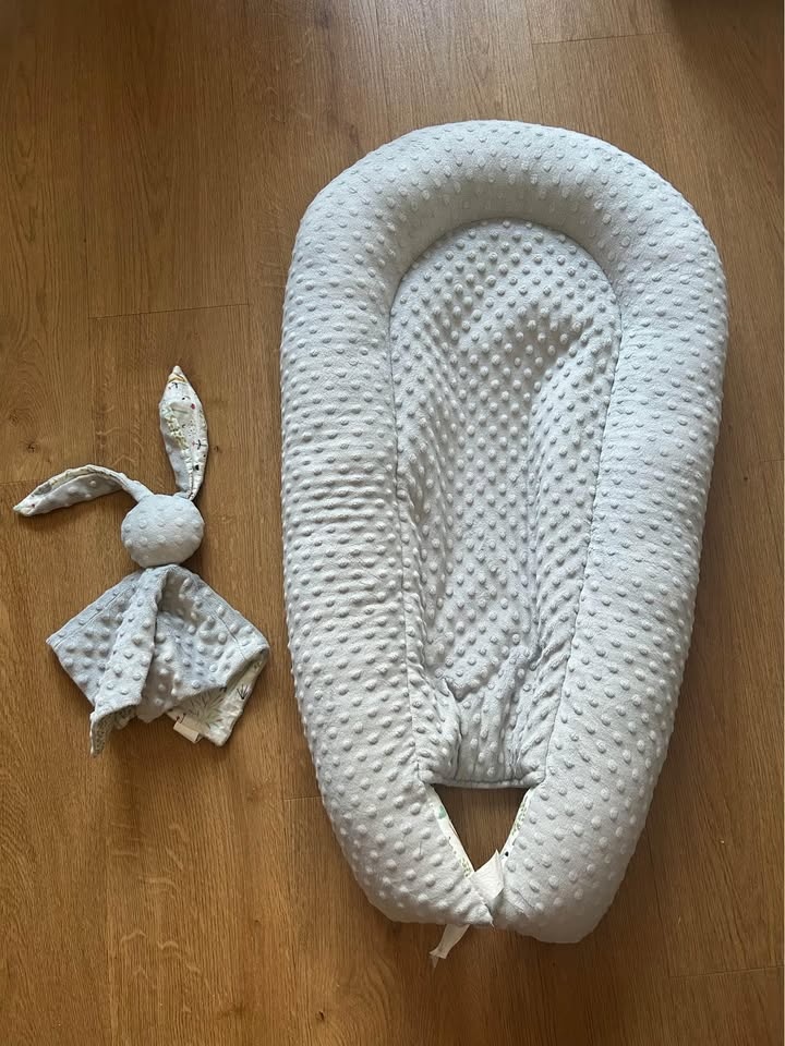 Hnízdečko, péřová zavinovačka, muchláček SOFIA made with lov - 2