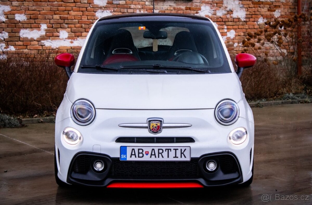 Abarth 500 1.4T 99kw MT/5 2009 - 2