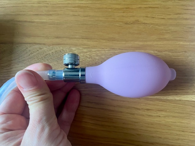 Aniball, pomůcka pro hladší porod - 2