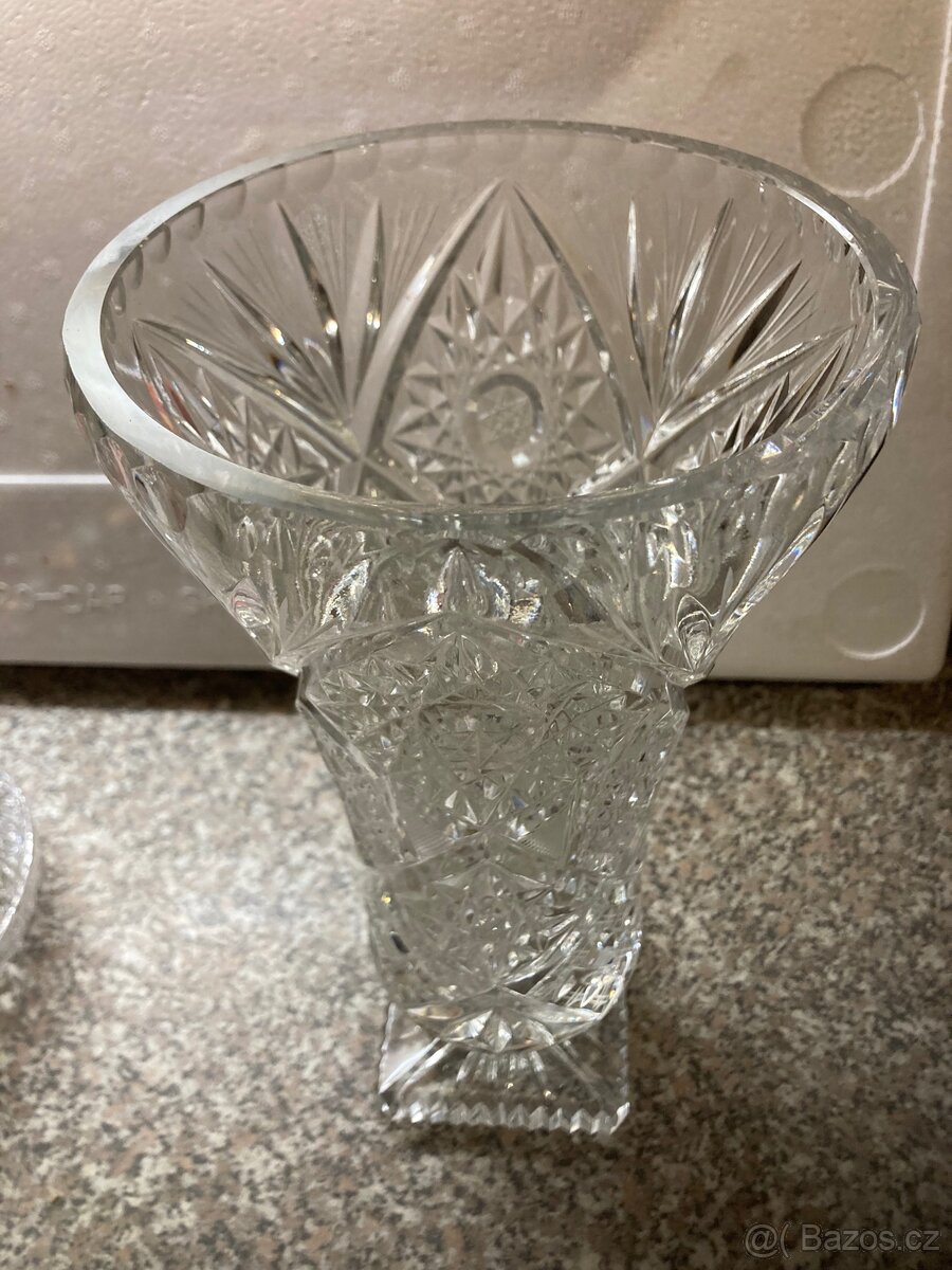 Retro broušená váza + dóza - 2