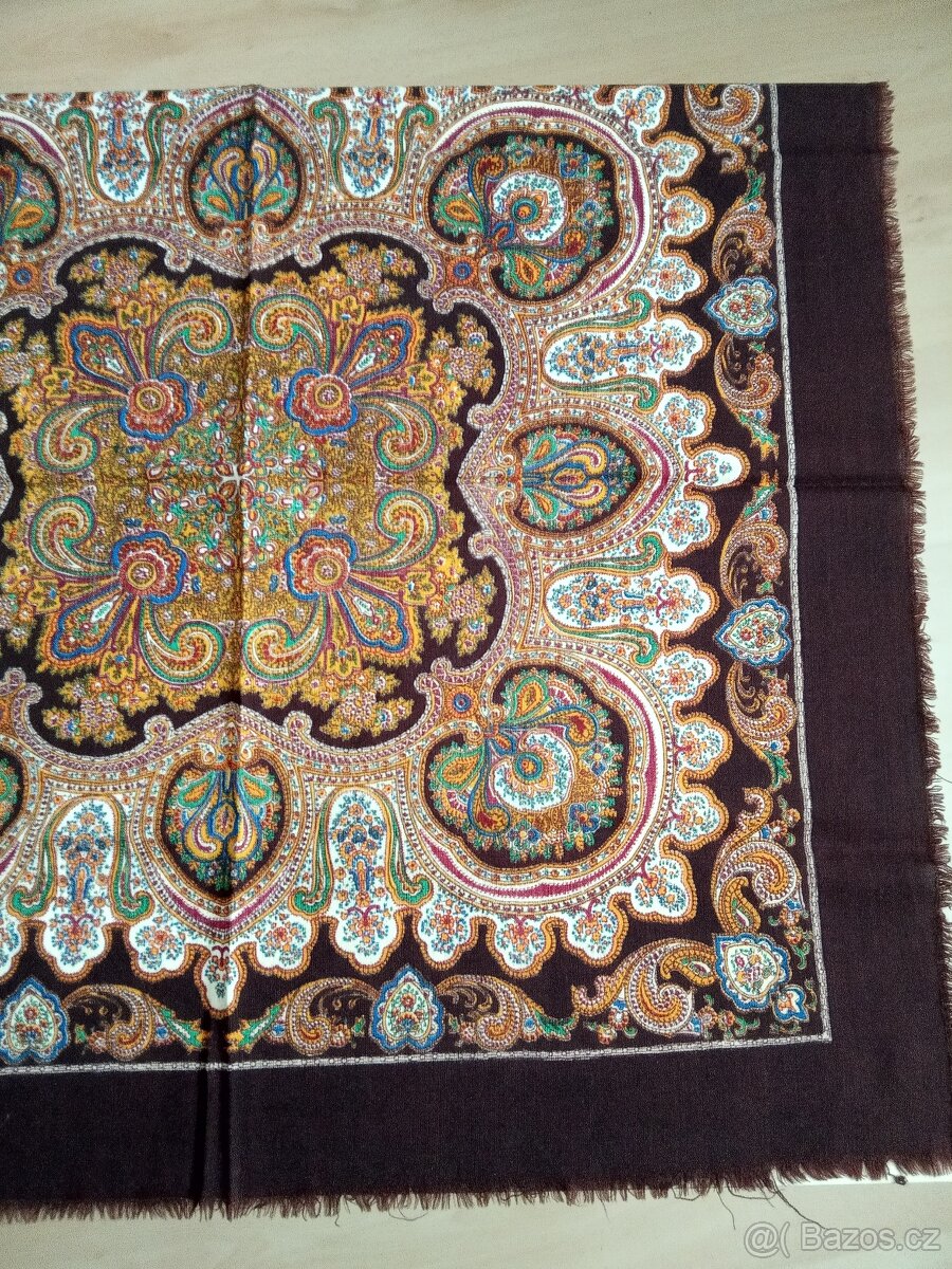 Šátek s ornamenty - retro - 2
