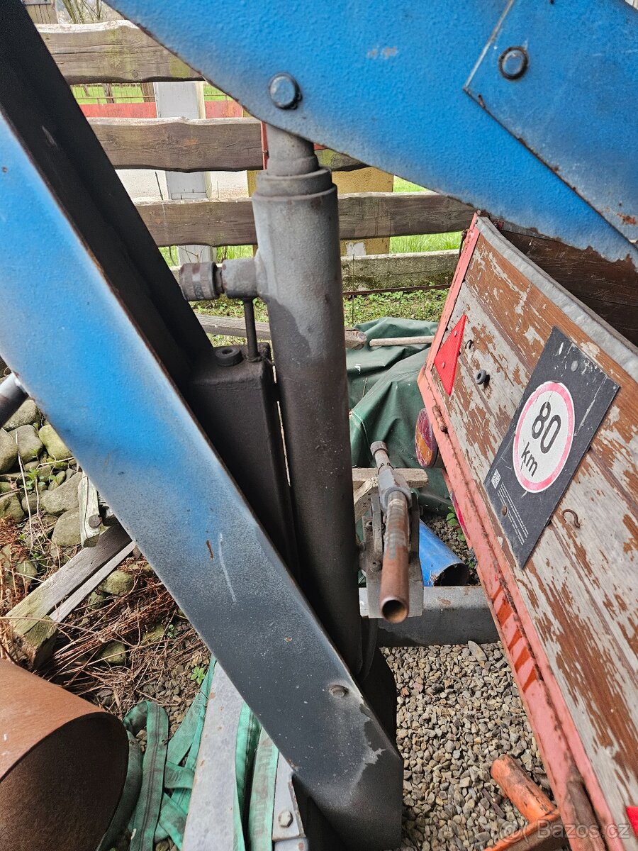 Hydraulický zvedák - 2