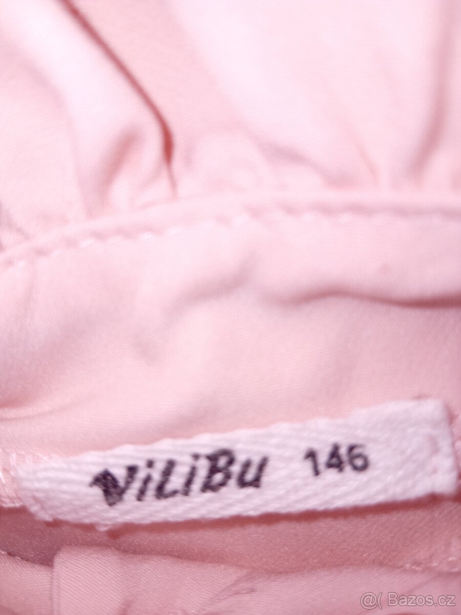 Růžové šaty. - 2