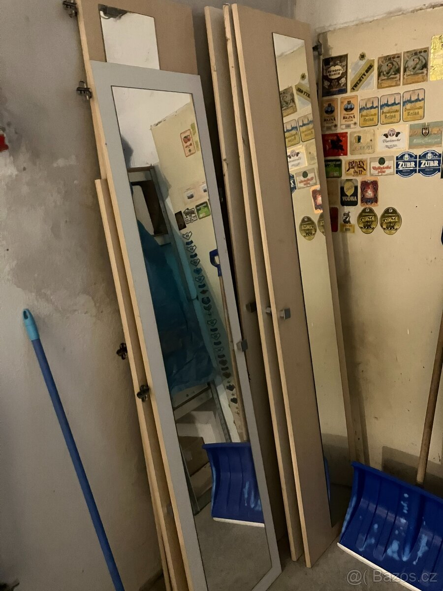 Prodám WC a dveře ze skříní - 2