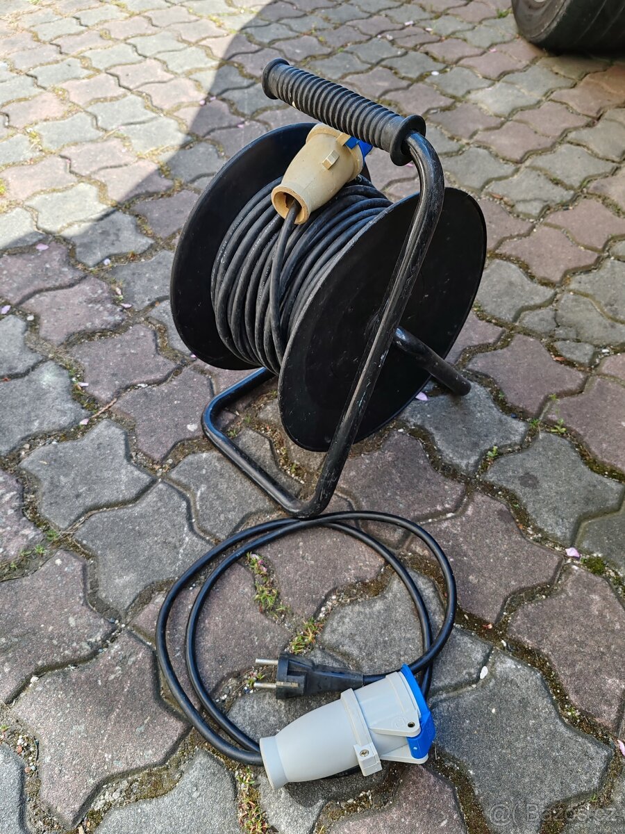 Kabel 16A-230V ke karavanu na bubnu - 2