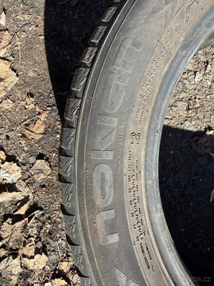 Zimní gumy 205/55 R16 - 2