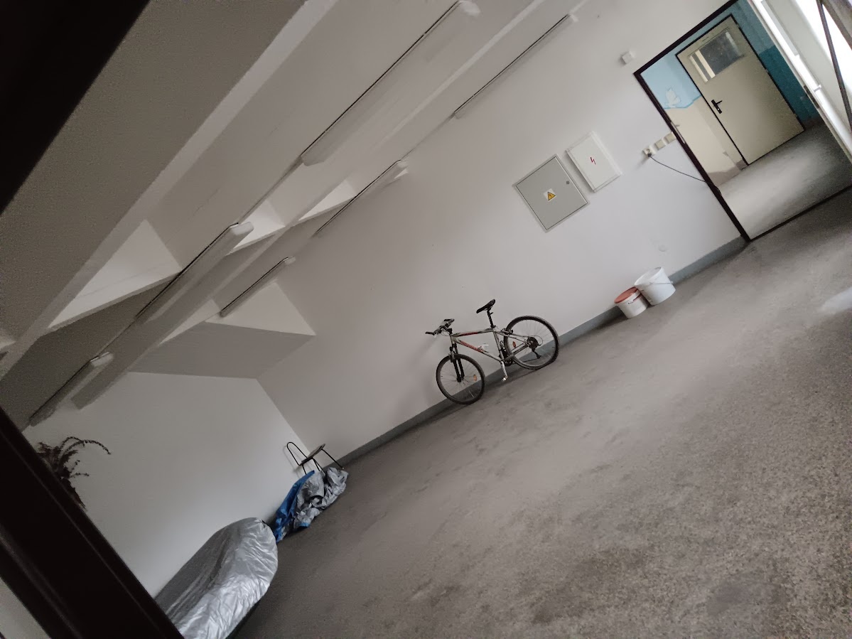 Pronájem skladových , výrobních prostor100 m2 - 2