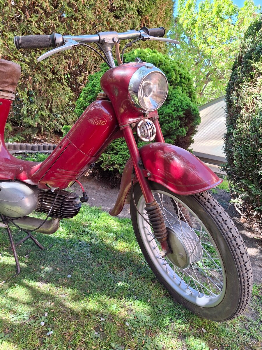 Jawa Pařez 555 - 2
