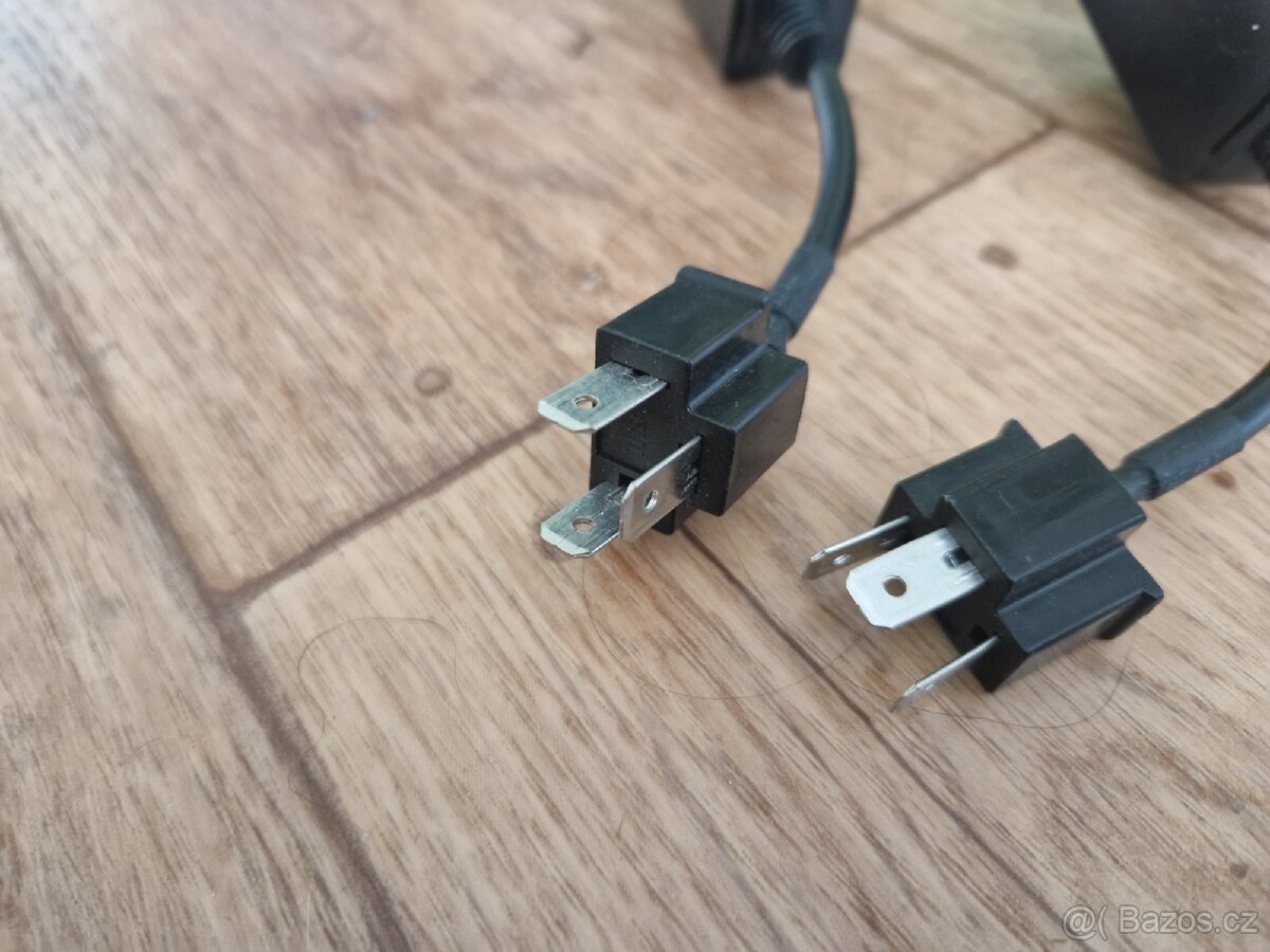 Filtr / redukce pro H4 LED žárovky. - 2