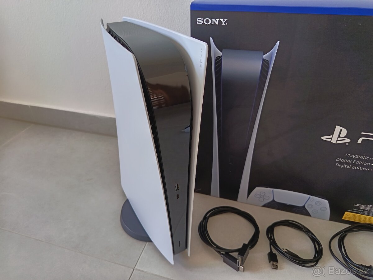 PlayStation 5 - Digital Edition - 2