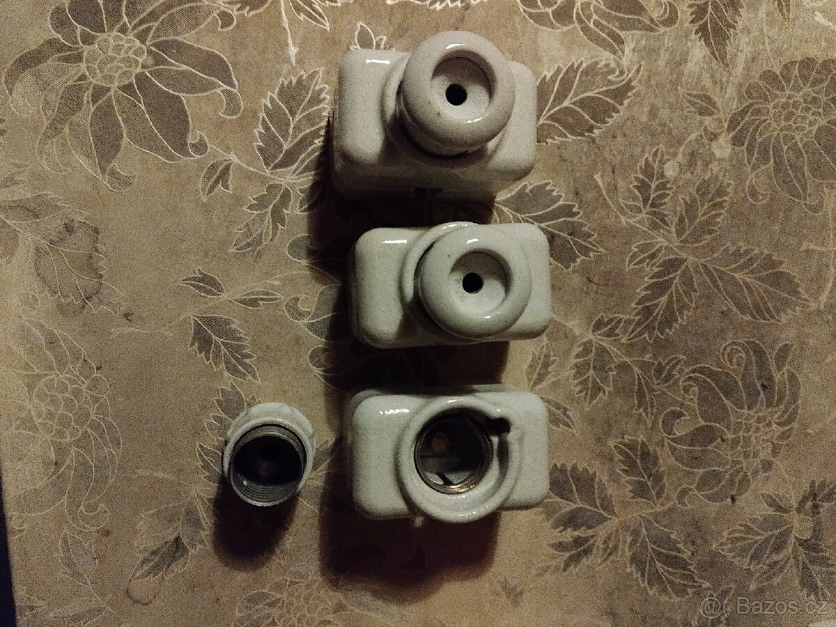 PORCELÁNOVÉ SPODKY - 2