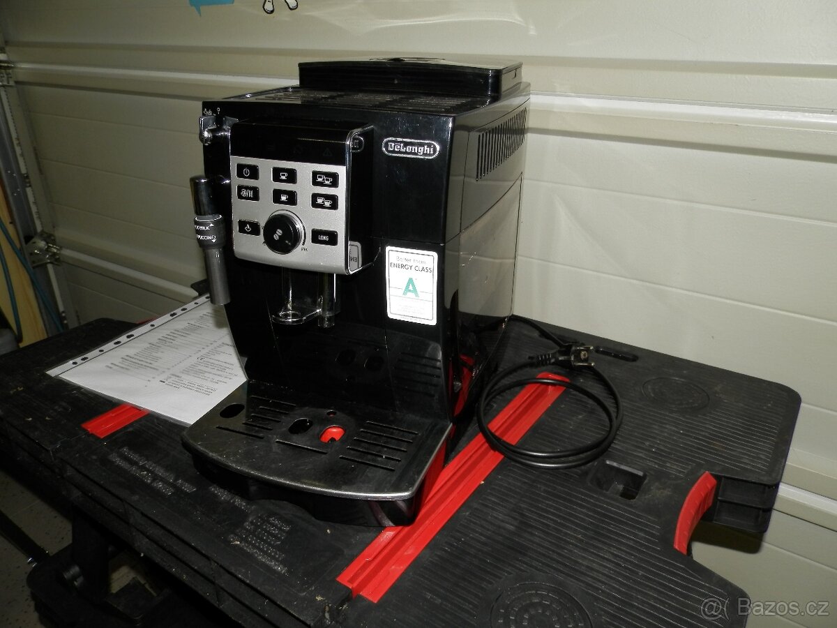 automatický kávovar Delonghi - 2