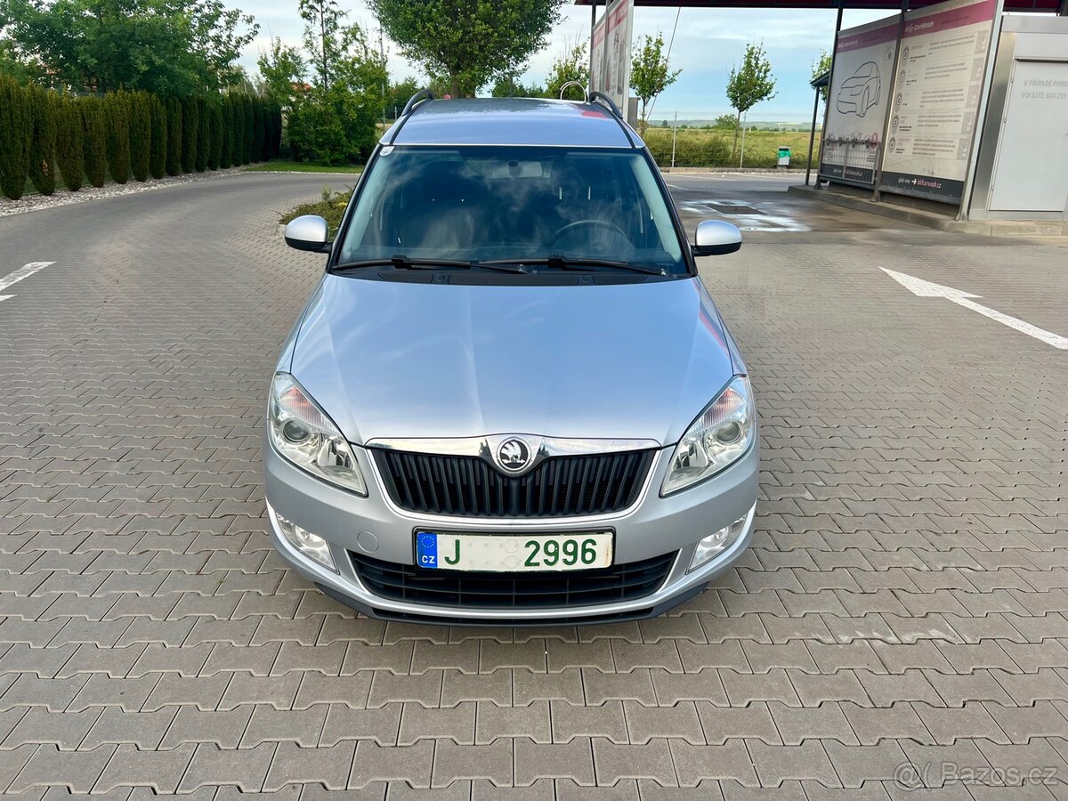 Škoda Roomster 1,6 TDi Ambition Plus - 2