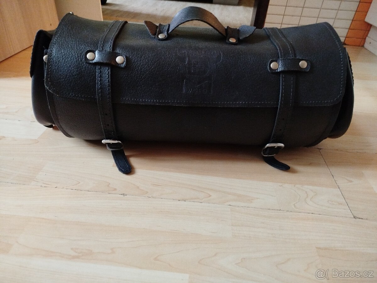 Prodej kožené brašny na moto. - 2