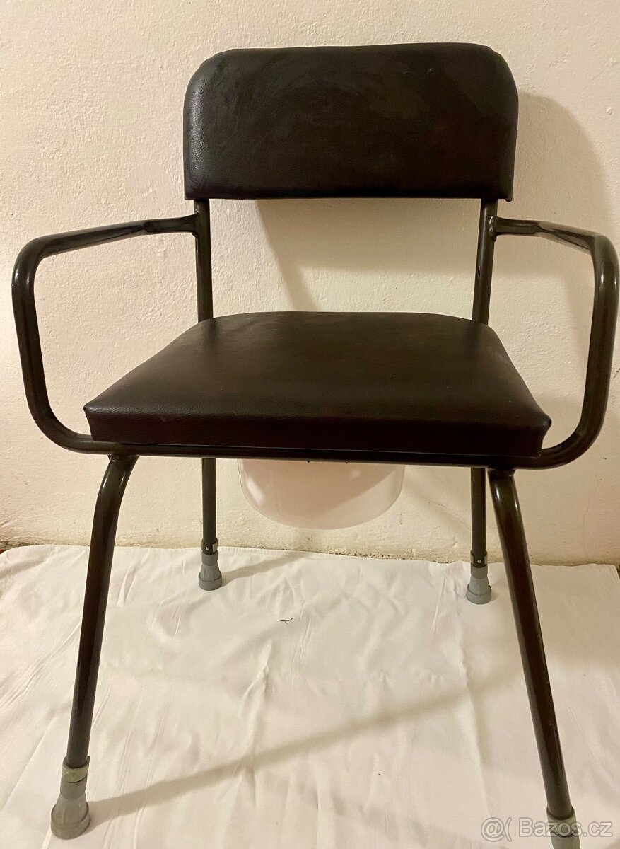 Toaletní židle pevná - 2