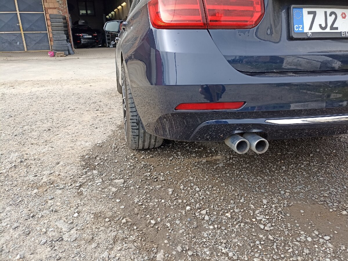 Zadní nárazník BMW F31. - 2