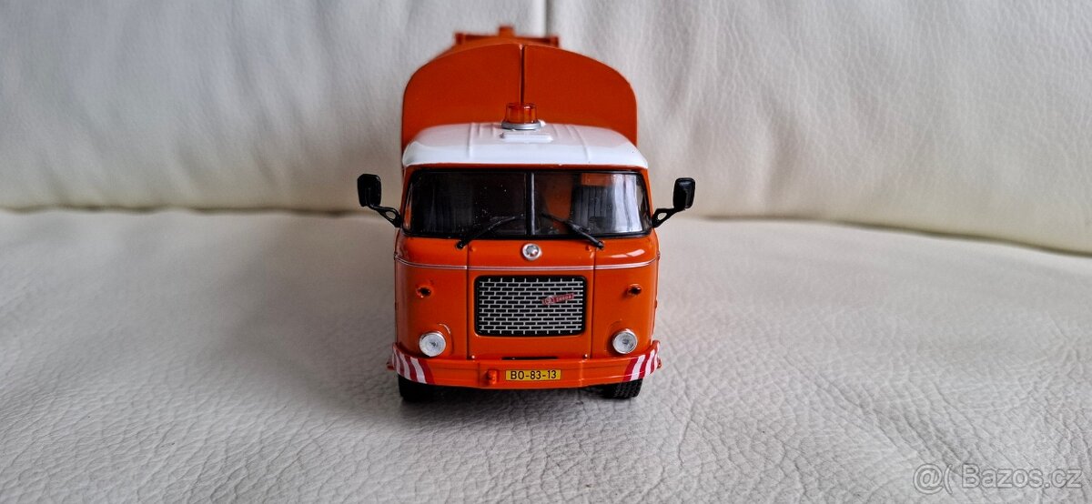 Škoda 706 RTK Bobr De Agostiny 1/43 - 2