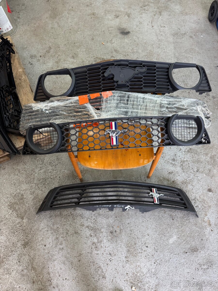 Predni mrizky Ford Mustang 2005-2024 - 2