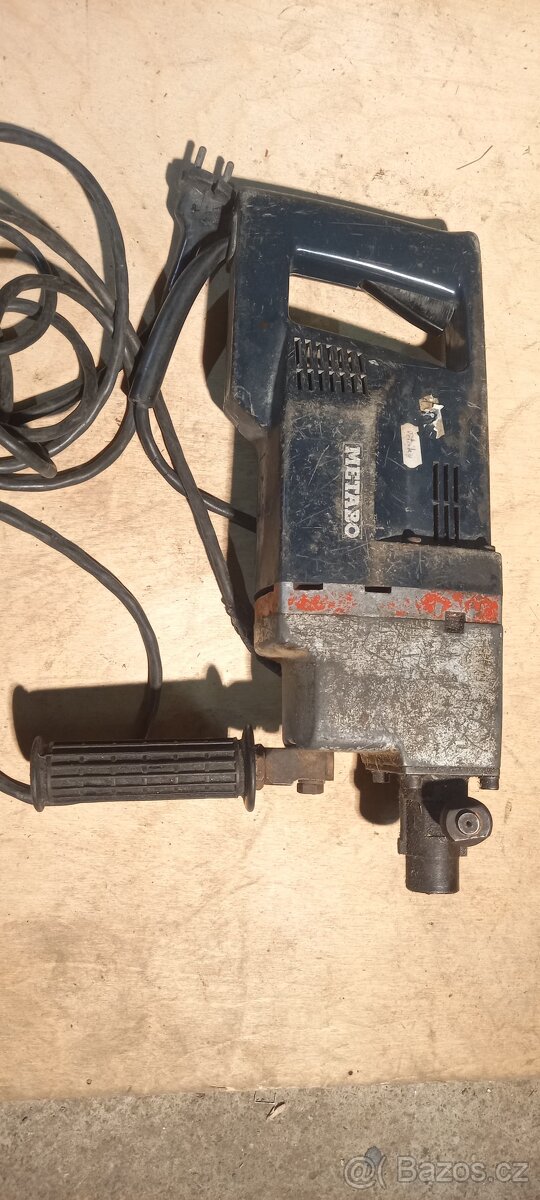 Příklepová vrtačka - 2