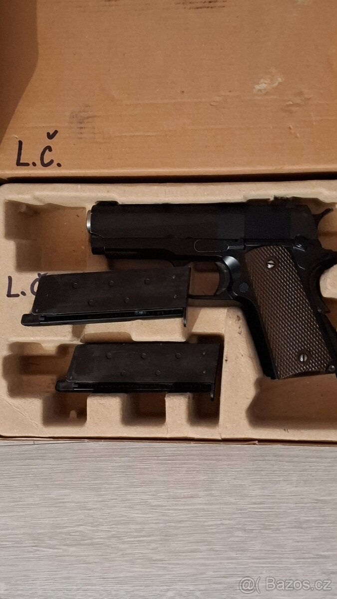 Airsoftová pistol 1911 od značky WE - 2