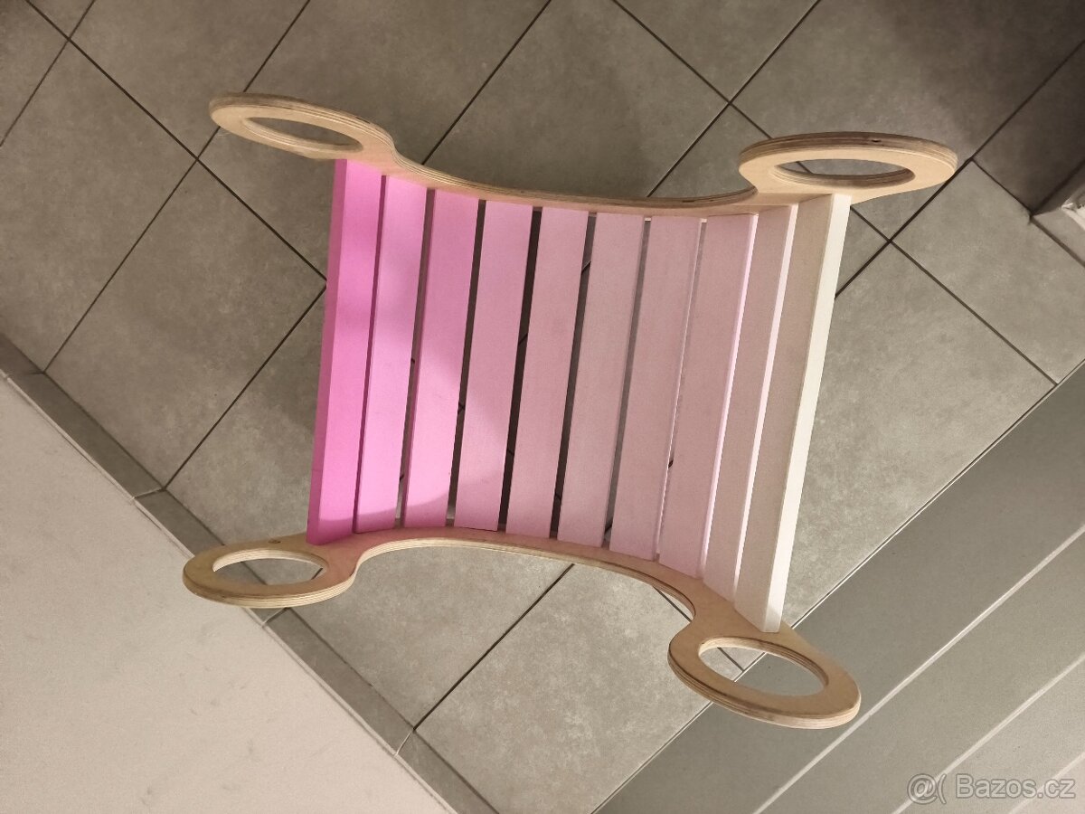 Houpačka Montessori - 2