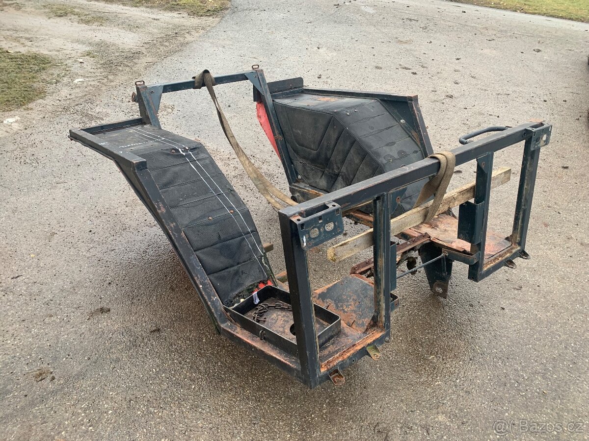 Prodám kabinu na zetor - 2