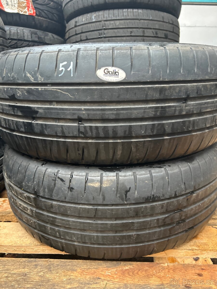 Dunalop 205/60r15 - 2