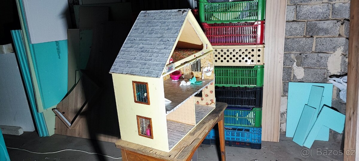 Prodám osvětlený domeček pro panenky - 2