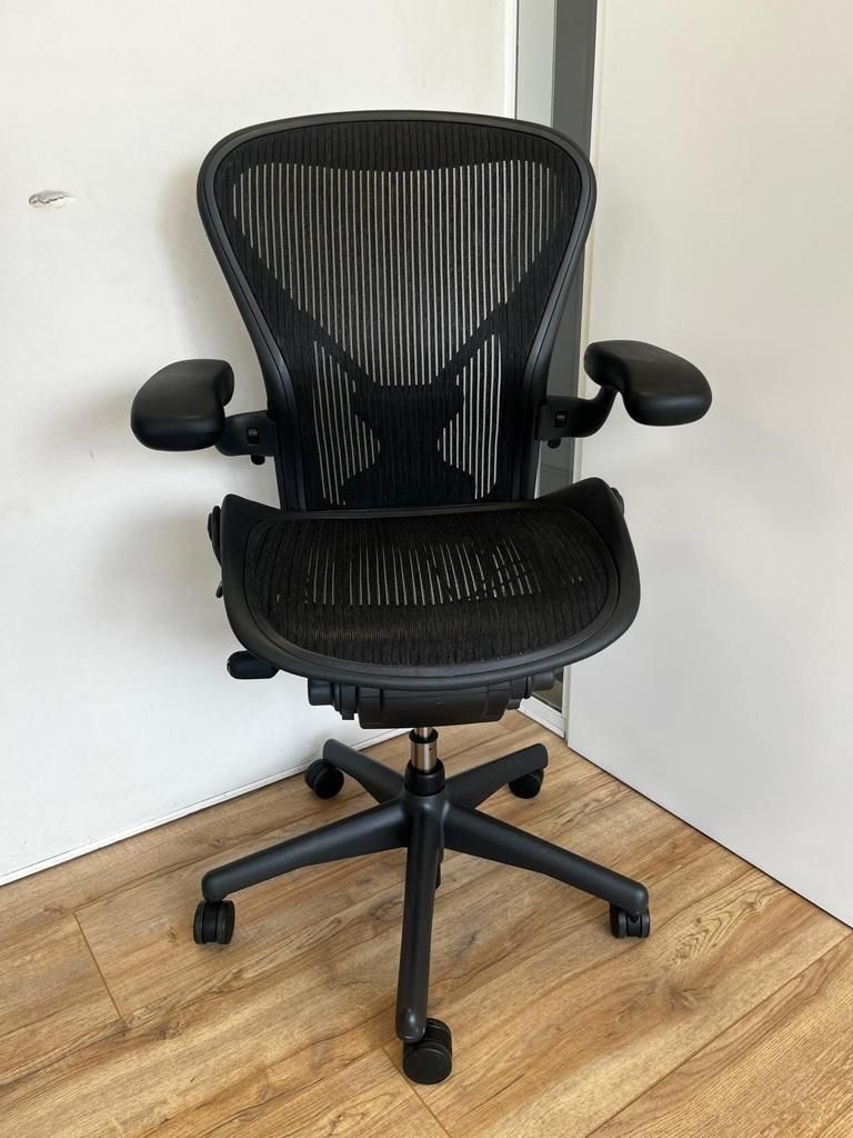 Herman Miller Aeron Full Option - Posture Fit - 2