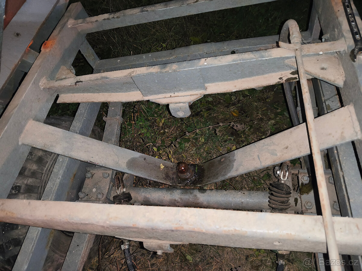 Sklápění, uložení mailerů vlek 7t, BSS P73, P 701 - 2