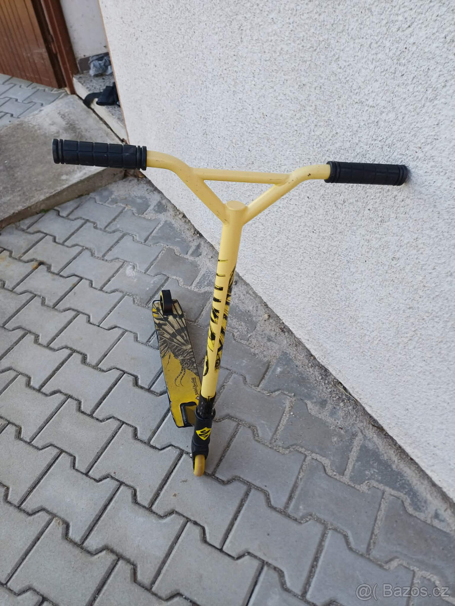 dětská koloběžka - 2