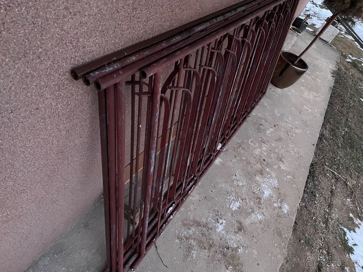Železné zábradlí - 2