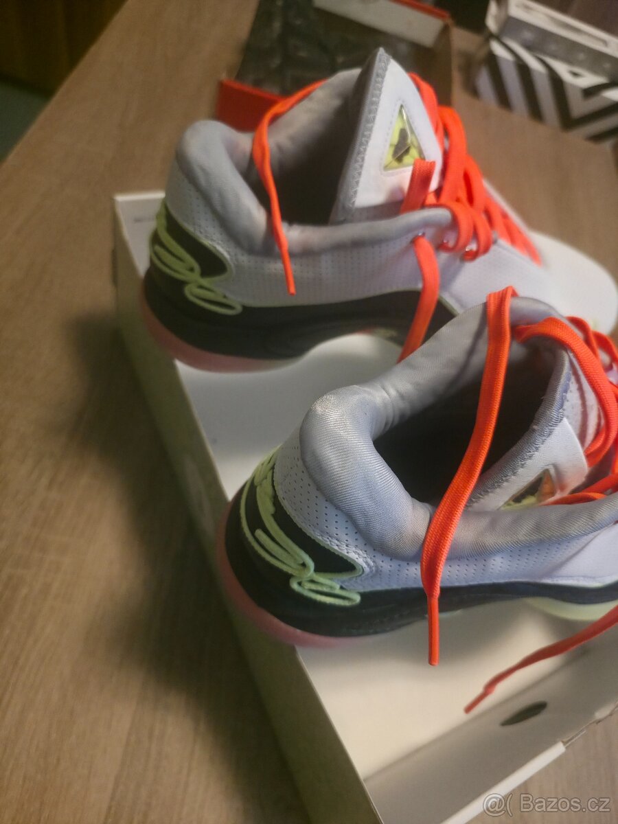 Nike LEBRON XXII - 2