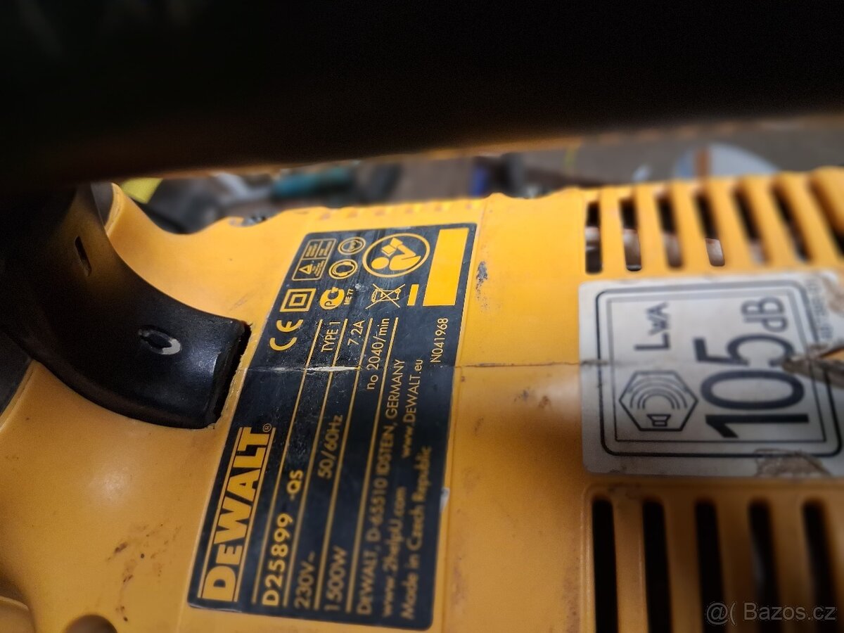 DEWALT - 2