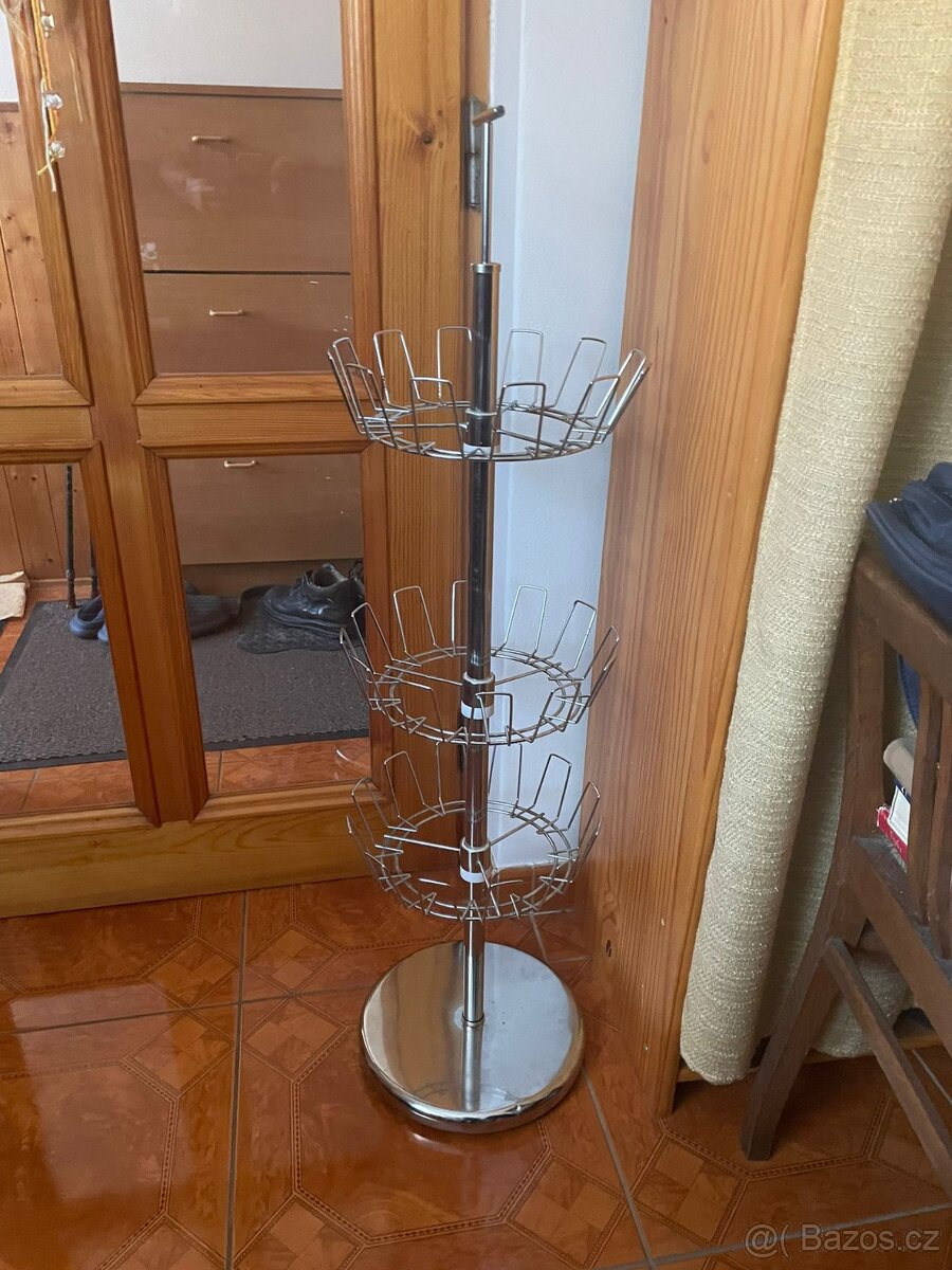 Otočný botník - 2