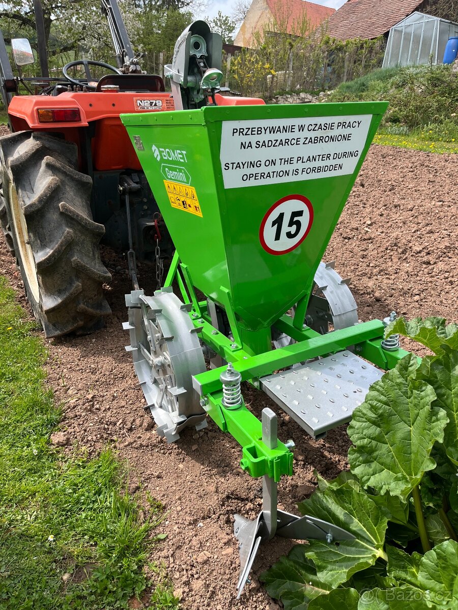sazeč brambor za malotraktor 1 řádek - 2
