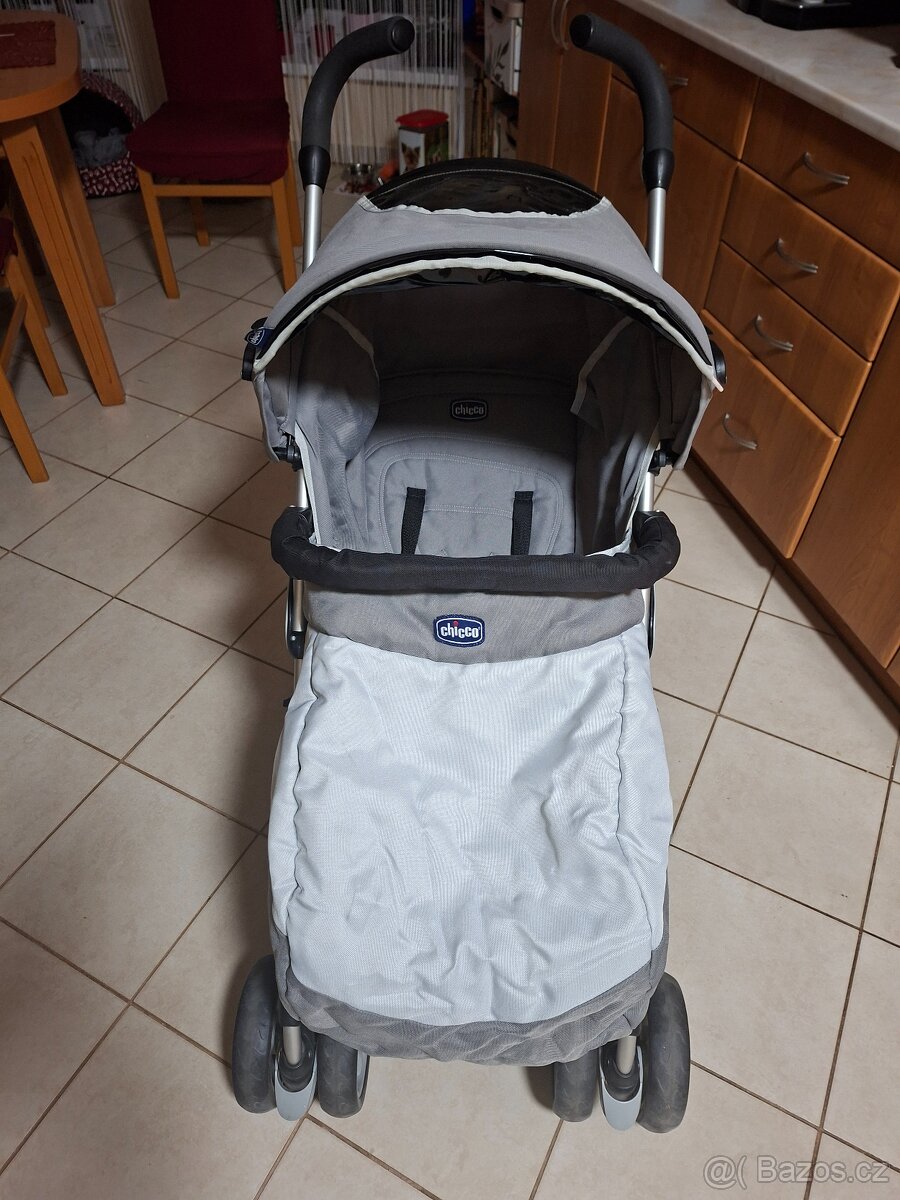 Prodam CHICCO - 2