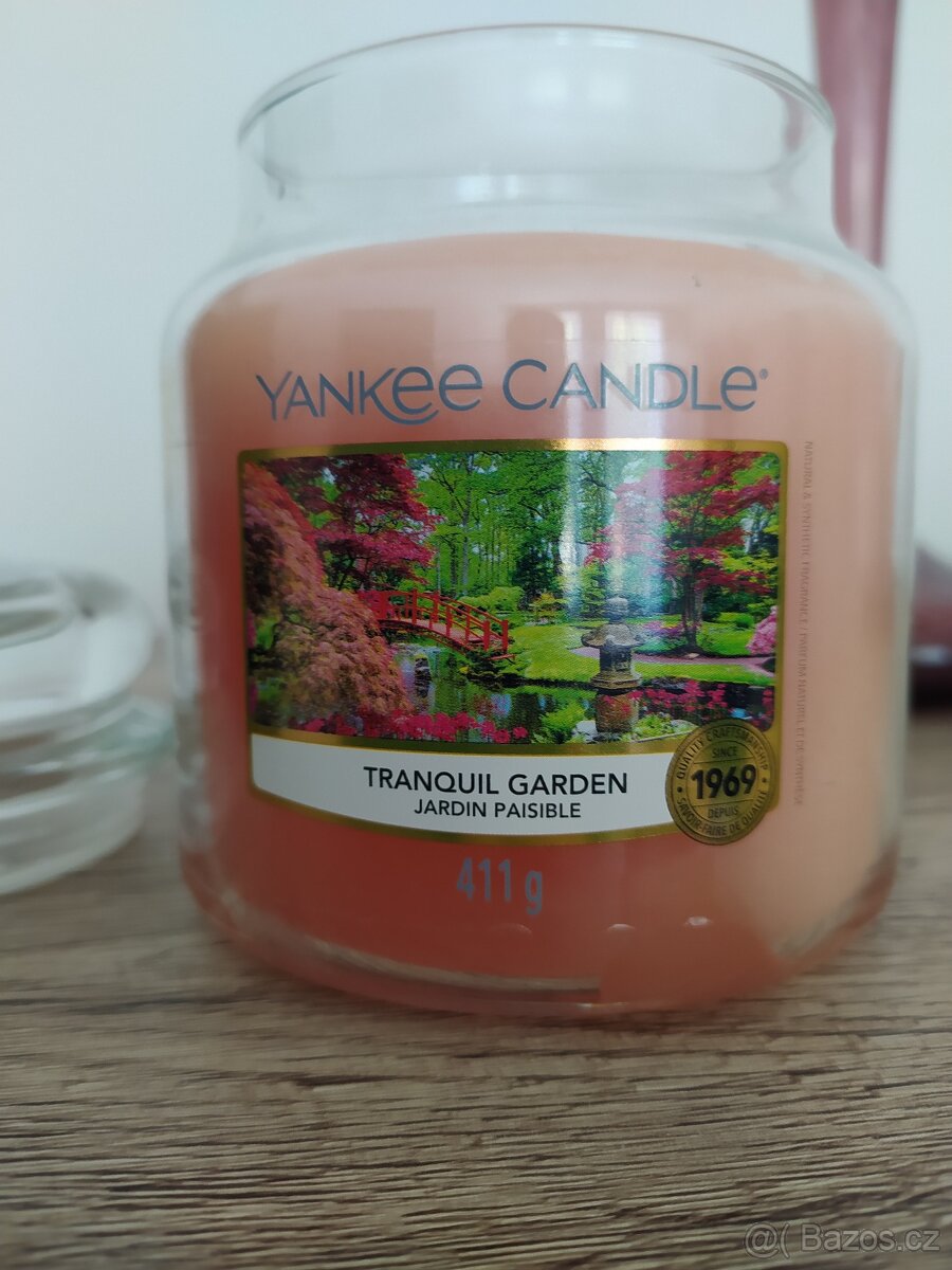 Svíčka střední Yankee Candle - 2