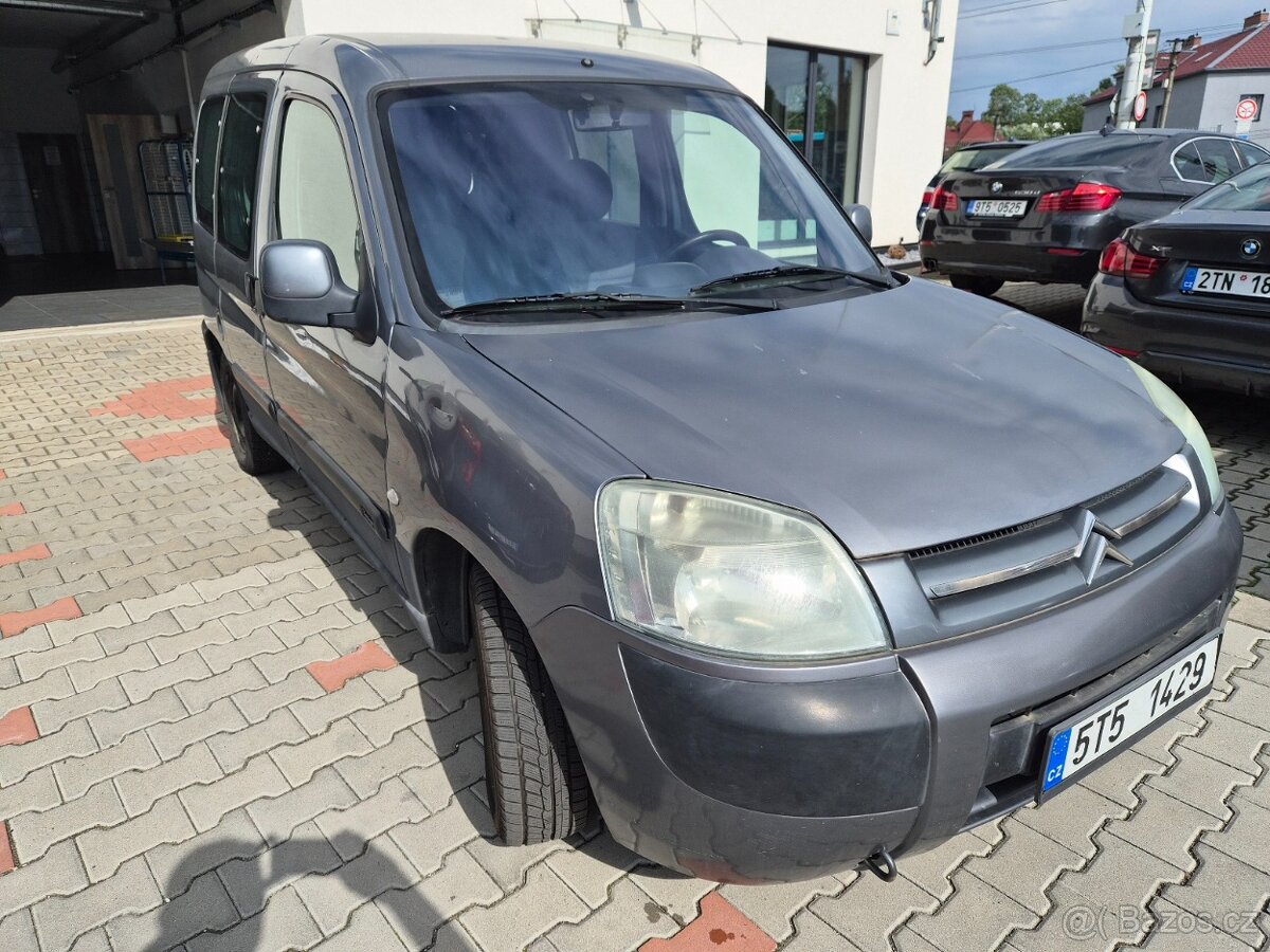 Prodám Citroen Berlingo 5 míst tažné, klima - 2
