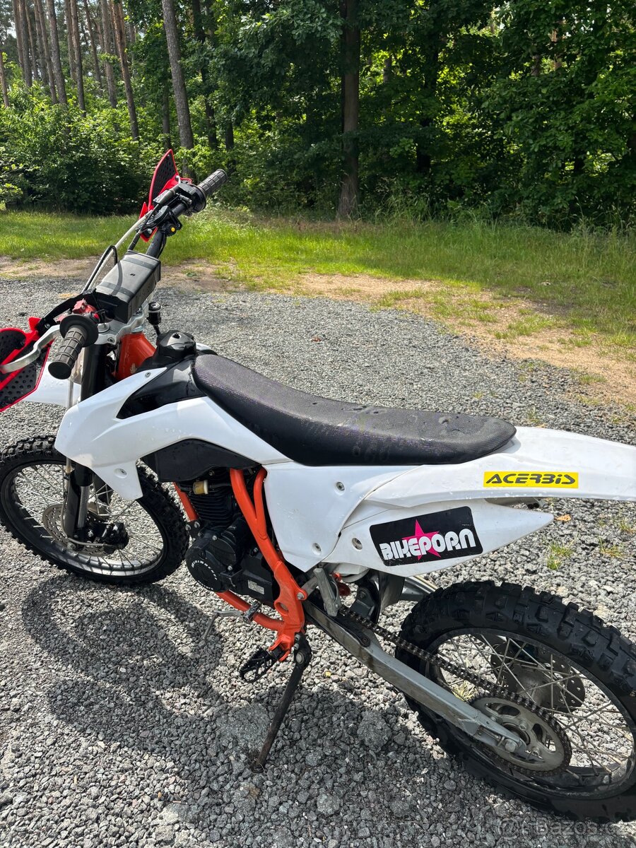 Pitbike Minirocket 250