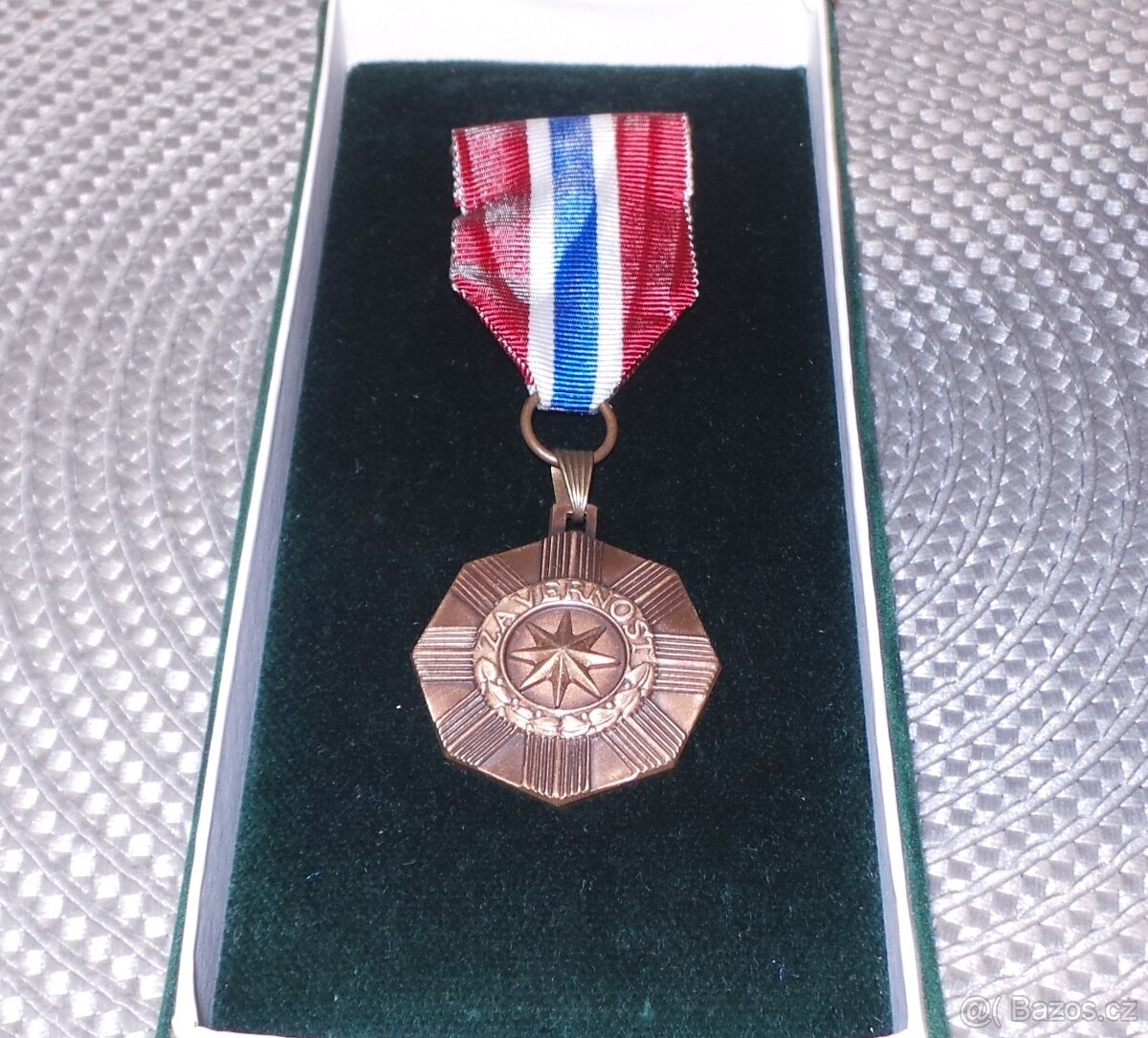 Policejní medaile za věrnost - 2
